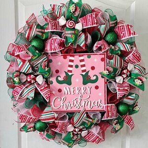🧝‍♀️ Merry Christmas Elf Wreath – Pink & Peppermint Fun! 🎄